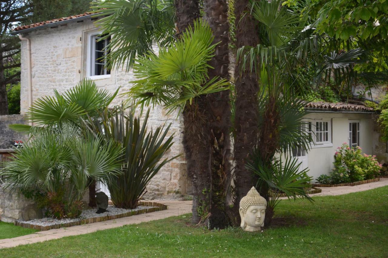Le Petit Bois Apartment *
